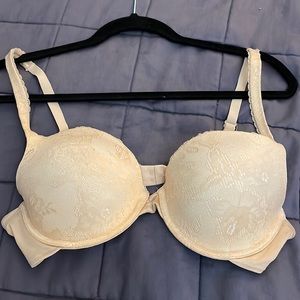 Nude Bra with Lace Detailing